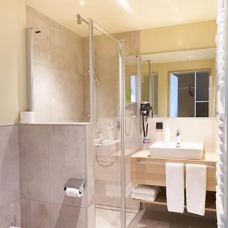 Мини-отель Gasthof Maxlhaid 3*