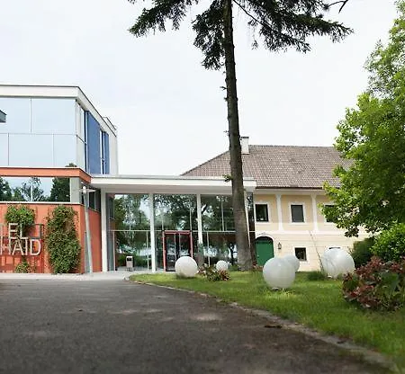 Värdshus Maxlhaid