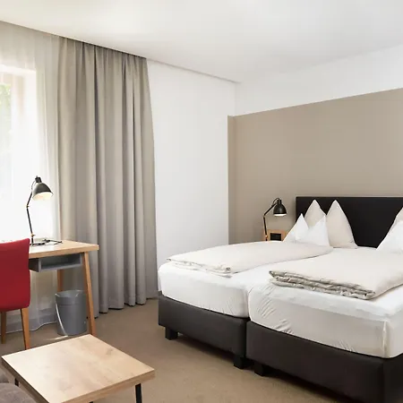 Herberg Maxlhaid 3*