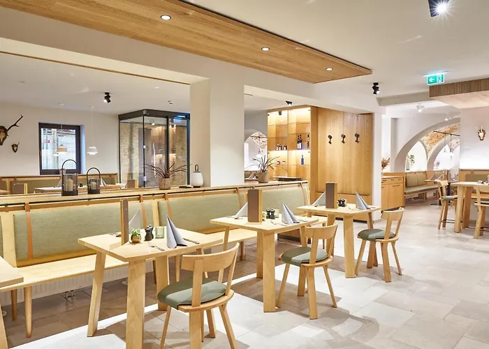 Gasthof Maxlhaid Мини-отель 3*