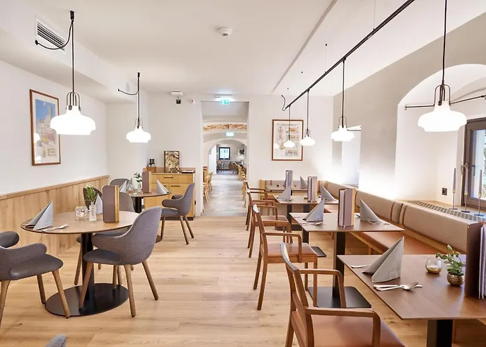 Gasthof Maxlhaid Мини-отель 3*