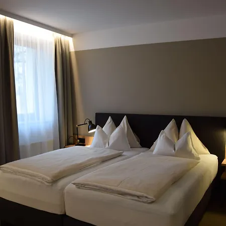 Maxlhaid 3* Βελς